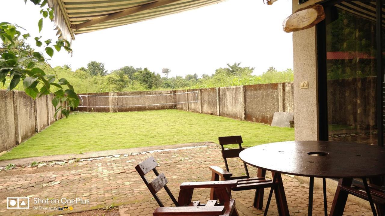 Chalet Ahaz, The Place Of Privacy With Outside Sitting Karjat Exterior photo